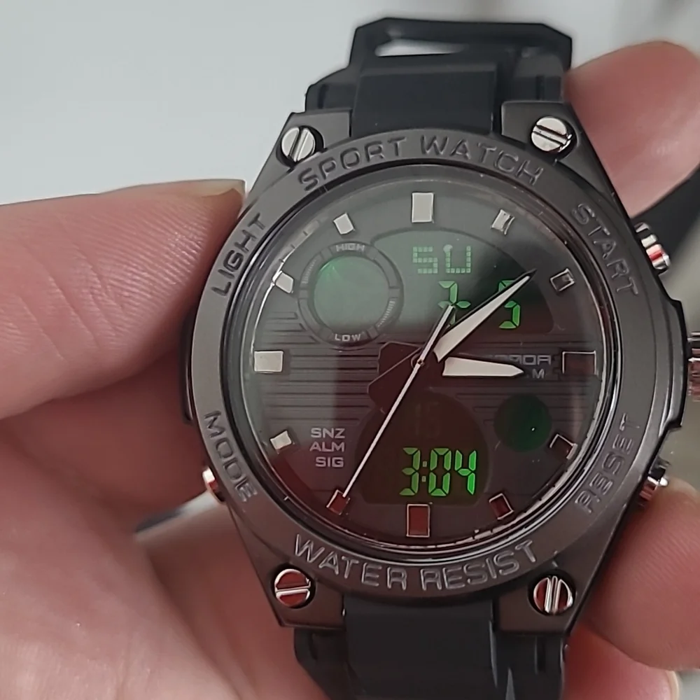 Black LED Digital watch - Picture 6 of 7